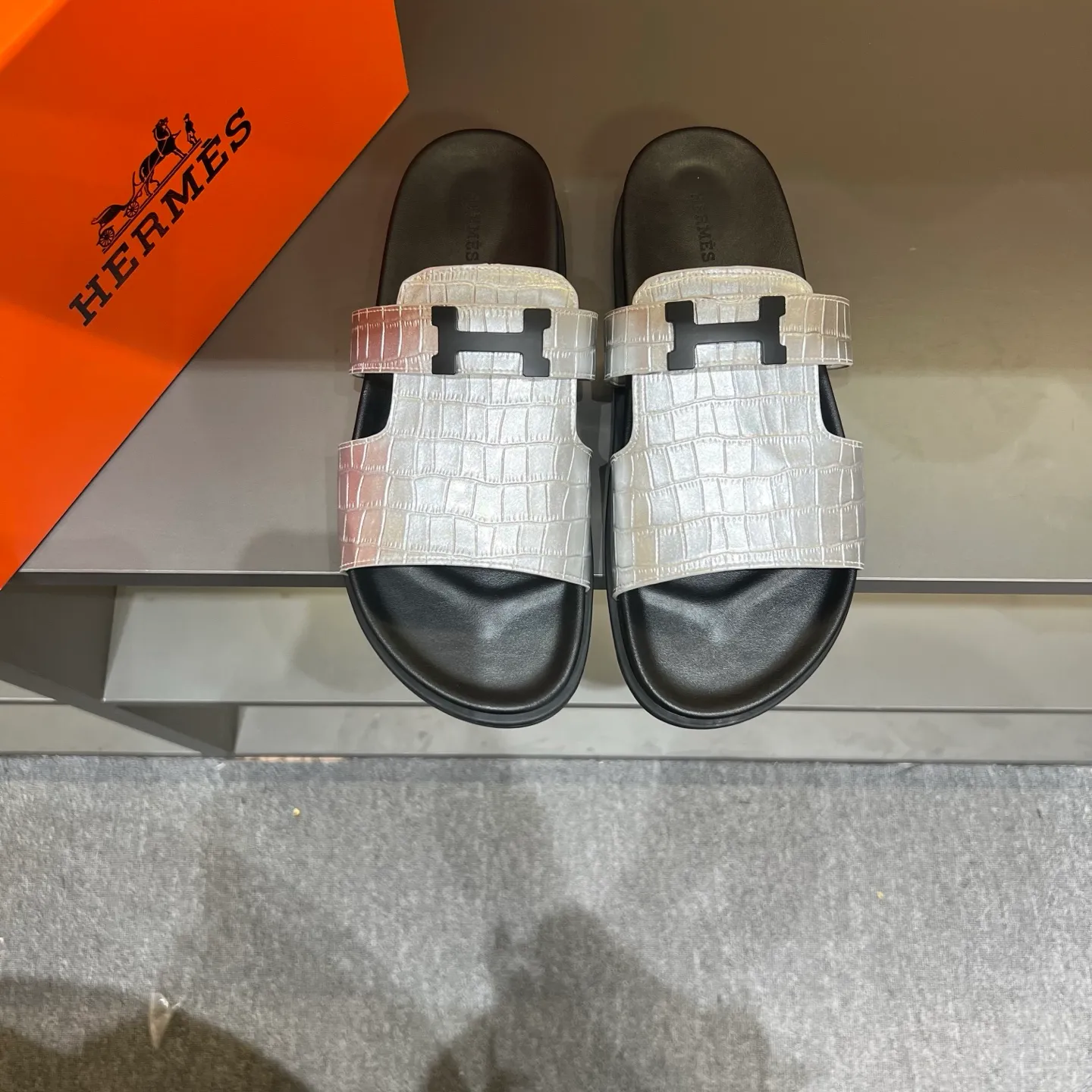 Men's shoes 💰300, size 38-45, the new 2014 summer Hermes shoes are the same as the original ones, handmade by masters! ❥High-end customization, exclusive products, the highest version in the industry⚠❥Using: Hermers upper: (pursuing top walking comfort) ✨Top quality on sale━━━━Hermes━━━━━